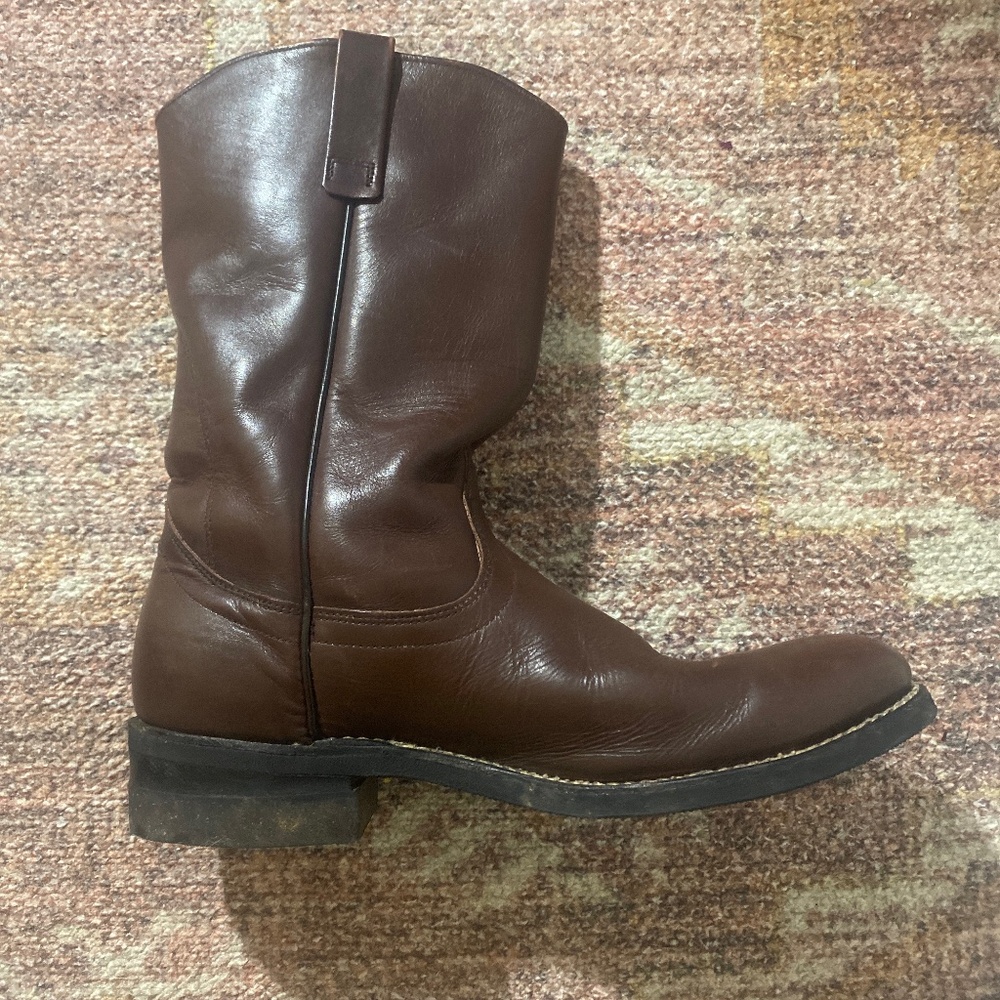 Men’s RED WING WORK COWBOY BOOTS - Vibram sole